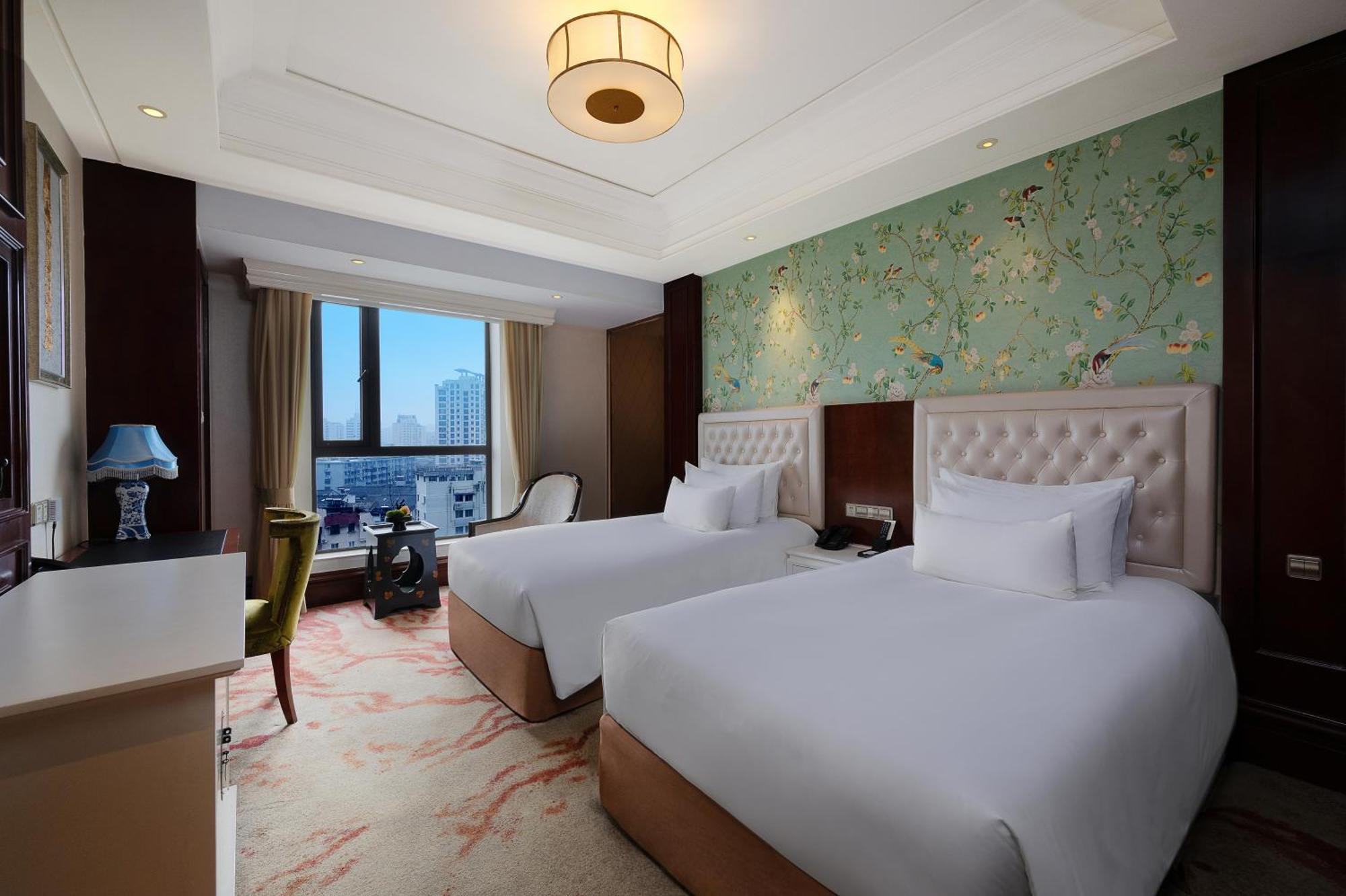 S&N Zhejiang Linhai International Hotel מראה חיצוני תמונה