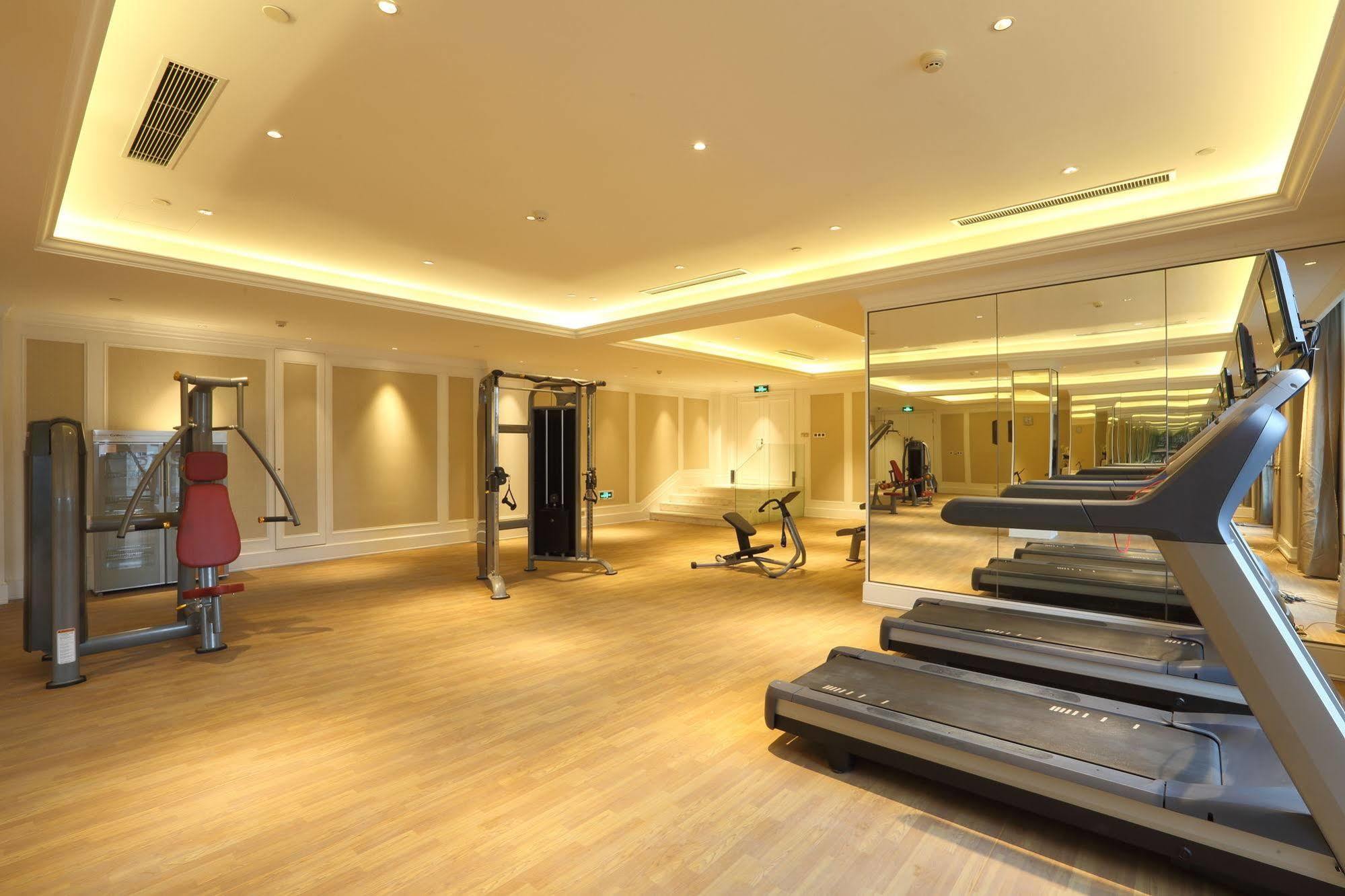 S&N Zhejiang Linhai International Hotel מראה חיצוני תמונה