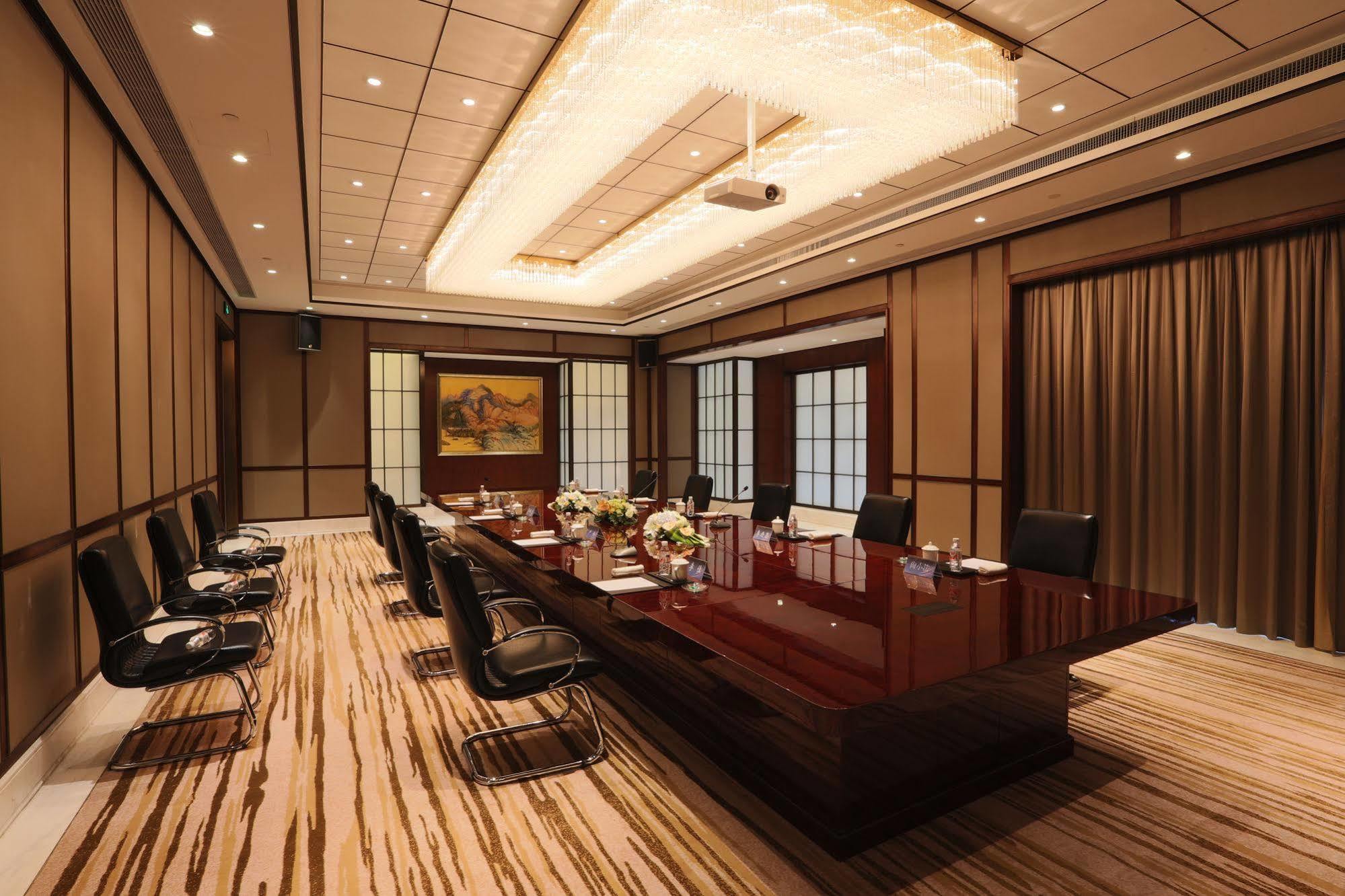 S&N Zhejiang Linhai International Hotel מראה חיצוני תמונה